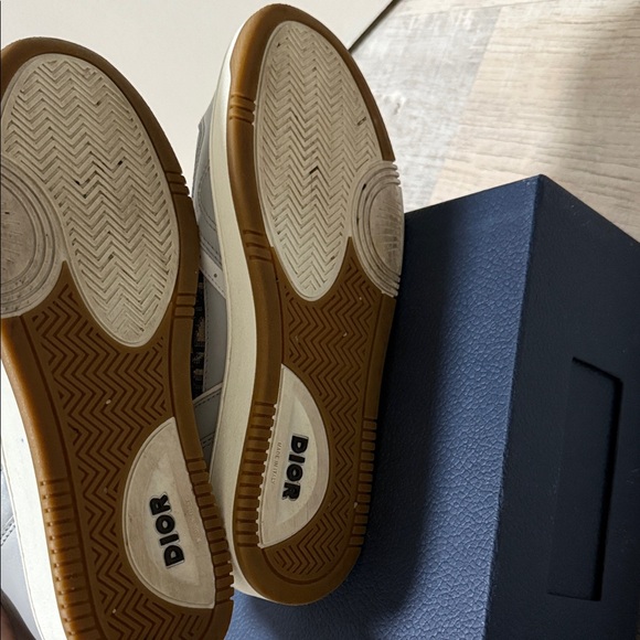 Dior Women's Gray and White Sneakers - Picture 5 of 7